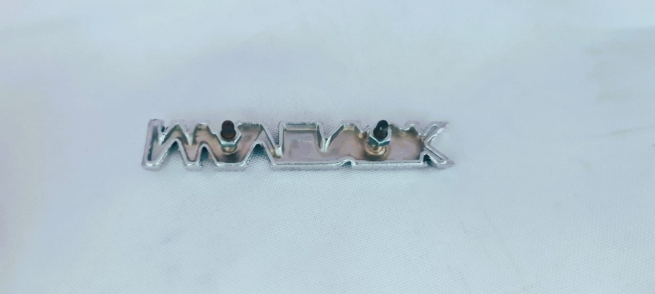 Emblema Maverick Painel Interno Porta Luvas Ford